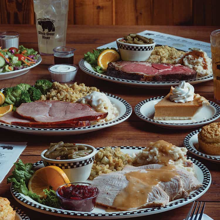 Holiday Meals Full Table